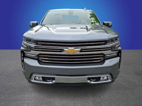 Used 2019 Chevrolet Silverado 1500 High Country w/ High Country Premium Package AWD/4WD image 2