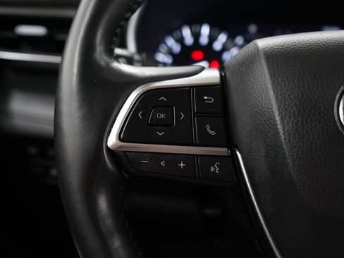 Used 2020 Toyota Highlander Limited AWD/4WD image 27