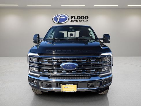 Used 2024 Ford F350 Lariat w/ Lariat Ultimate Package AWD/4WD image 2