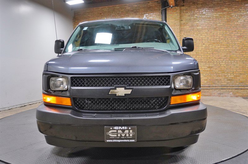 Used 2017 Chevrolet Express 3500 LS RWD image 4