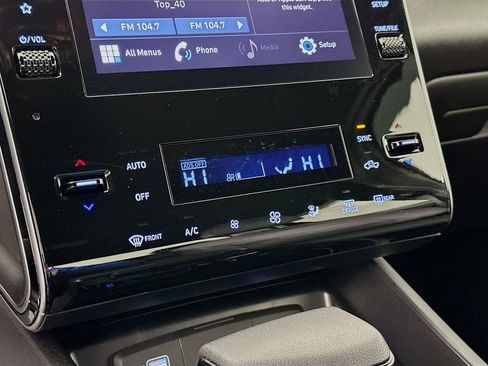 Used 2024 Hyundai Santa Cruz SEL image 21