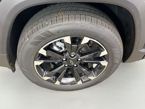 New 2026 Chevrolet Equinox RS w/ Convenience Package III FWD image 33