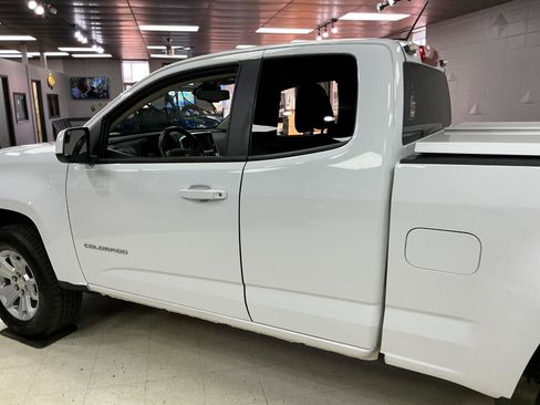Used 2022 Chevrolet Colorado LT w/ Fleet Safety Package AWD/4WD image 32