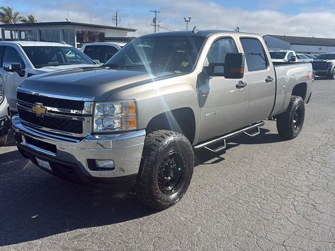 Used 2013 Chevrolet Silverado 2500 LT w/ Interior Plus Package AWD/4WD image 1