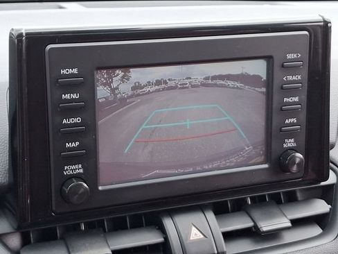 Used 2019 Toyota RAV4 XLE AWD/4WD image 13