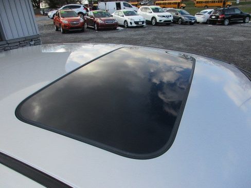 Used 2009 Ford Focus SES image 10