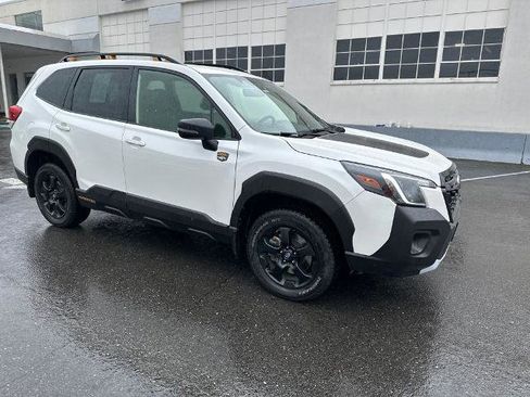 Used 2022 Subaru Forester Wilderness w/ Wilderness Package AWD/4WD image 9
