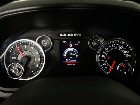 Used 2024 RAM 2500 Big Horn w/ Bed Utility Group image 13