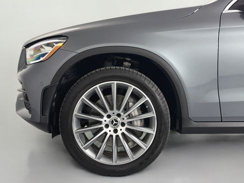Used 2022 Mercedes-Benz GLC 300 4MATIC Coupe image 10