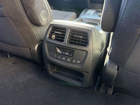 Used 2022 Honda Pilot Sport image 19