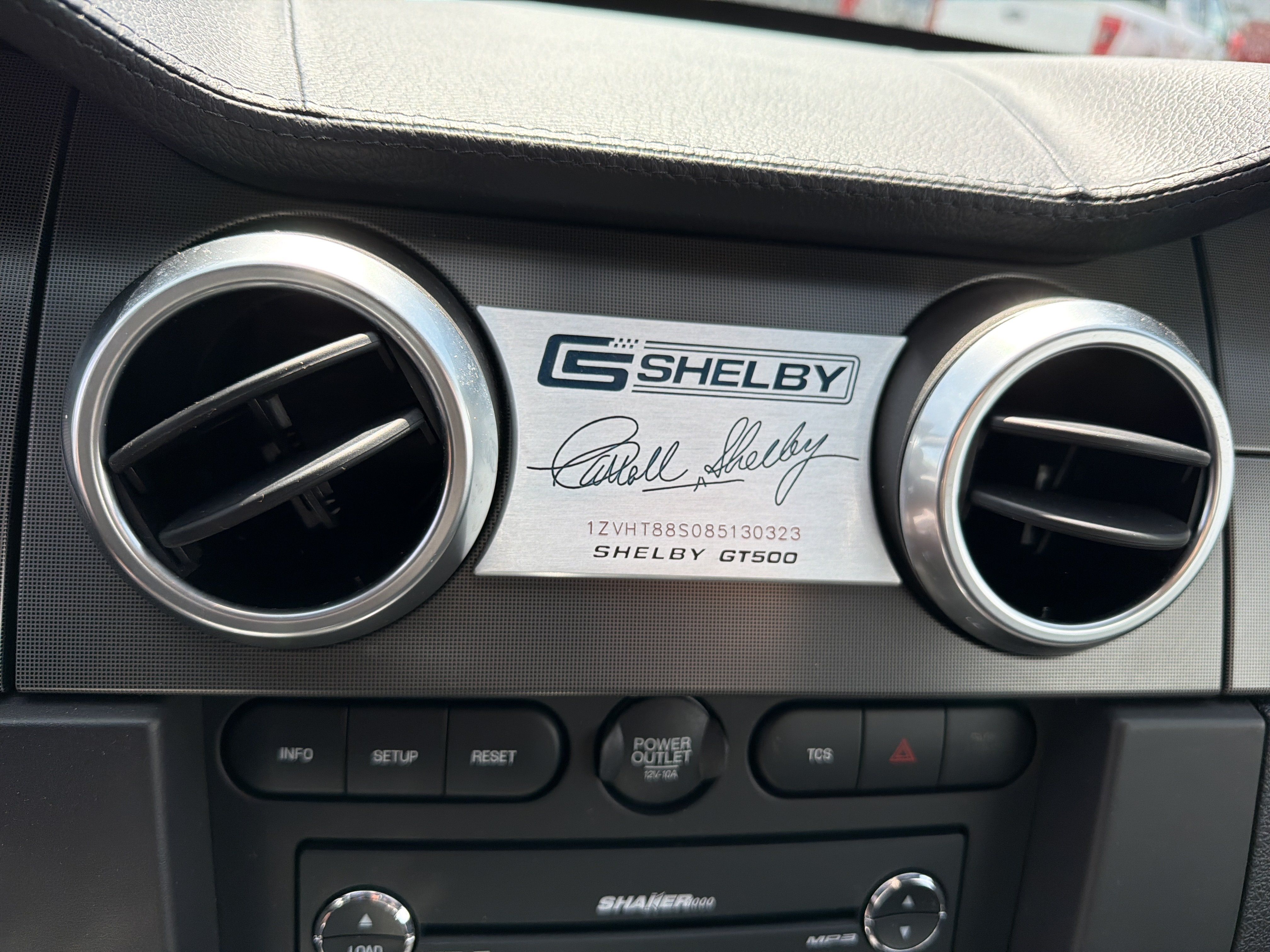 Used 2008 Ford Mustang Shelby GT500 RWD image 18