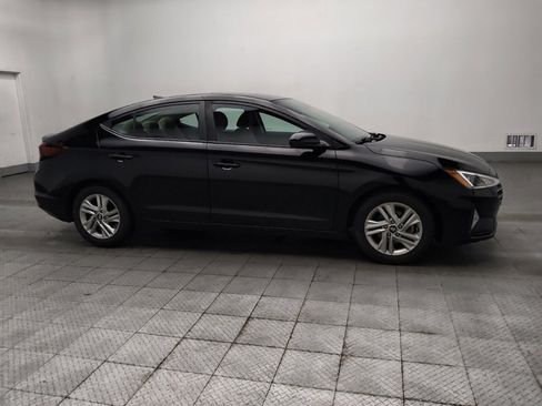 Used 2020 Hyundai Elantra Value Edition FWD image 11