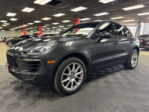Used 2018 Porsche Macan S image 7