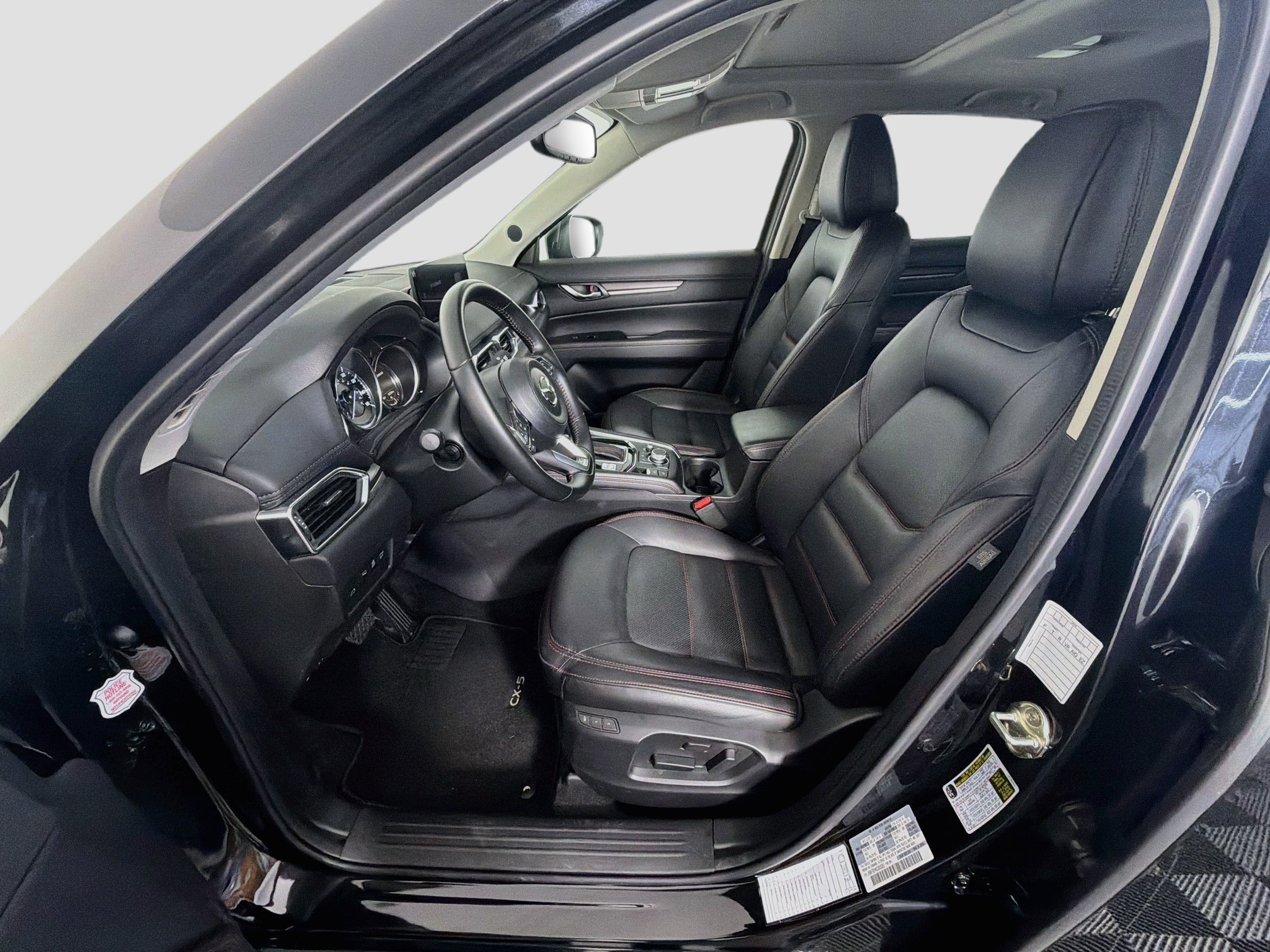 Used 2025 MAZDA CX-5 Carbon Edition AWD/4WD image 13