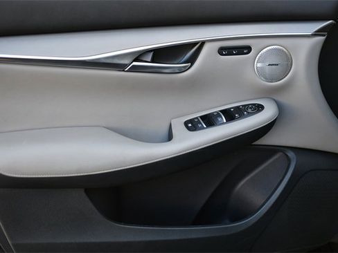 Used 2023 INFINITI QX50 Luxe image 24