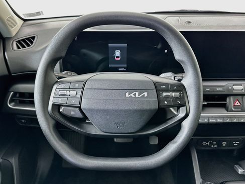 Used 2025 Kia K4 FWD image 18