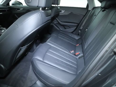 Used 2019 Audi A4 2.0T Premium Plus w/ Premium Plus Package AWD/4WD image 17