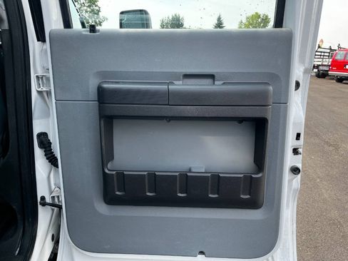Used 2012 Ford F550 4x4 Crew Cab Super Duty w/ Payload Upgrade Pkg image 18