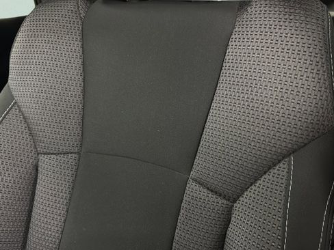 Used 2024 Subaru Outback Premium image 38