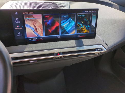 Used 2023 BMW iX M60 w/ Executive Package image 30