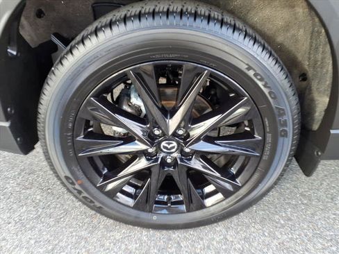 Used 2025 MAZDA CX-5 Carbon Edition image 9
