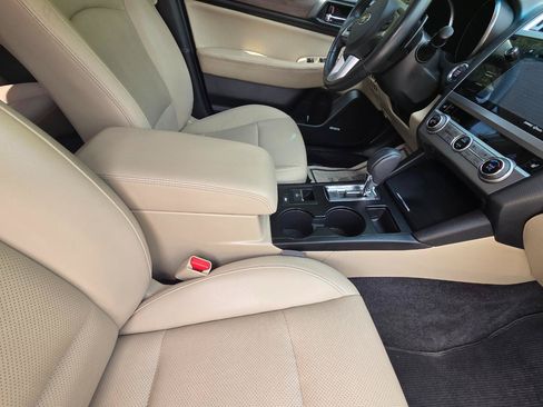 Used 2015 Subaru Legacy 2.5i Limited AWD/4WD image 21