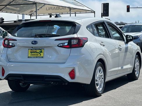 Certified 2025 Subaru Impreza 2.0i image 4