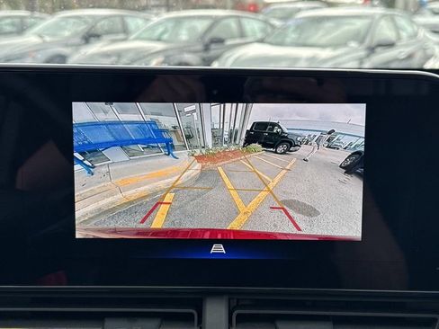 Used 2025 Chevrolet Trax LT w/ LT Convenience Package image 27