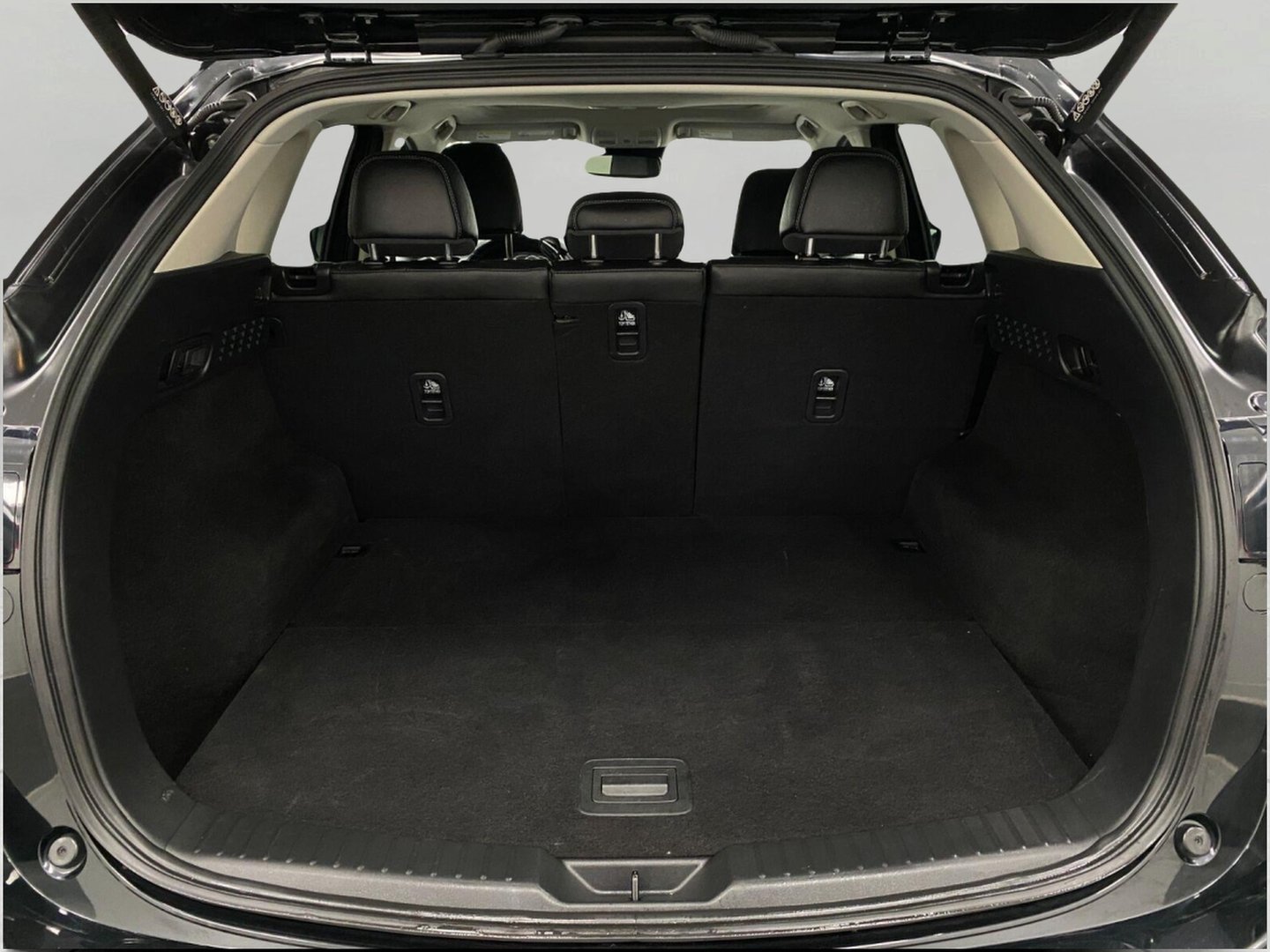 Used 2025 MAZDA CX-5 AWD 2.5 S w/ Preferred Package image 5