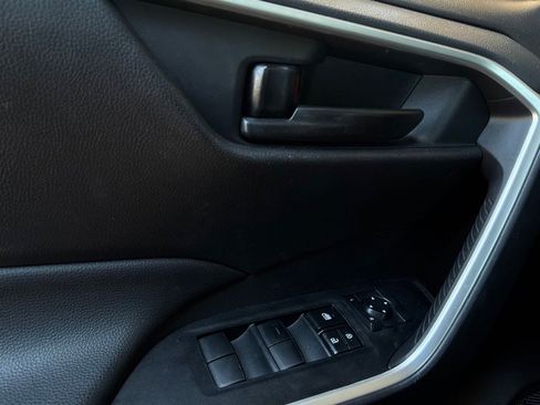 Used 2025 Toyota RAV4 LE FWD image 19