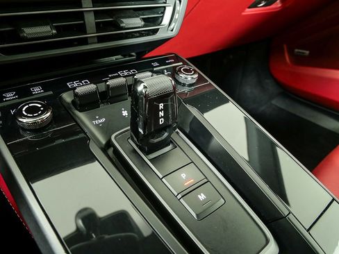 Certified 2020 Porsche 911 Carrera image 18