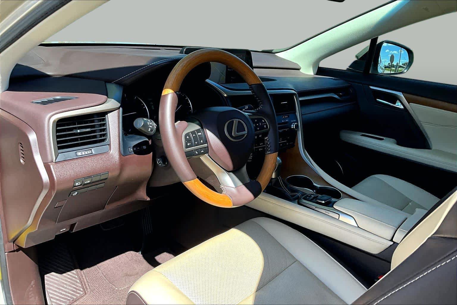 Used 2018 Lexus RX 350 FWD w/ Premium Package image 18