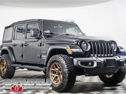 Used 2020 Jeep Wrangler Unlimited Sahara image 1