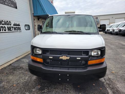 Used 2016 Chevrolet Express 2500 image 2