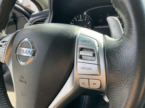 Used 2016 Nissan Altima 2.5 SR FWD image 26