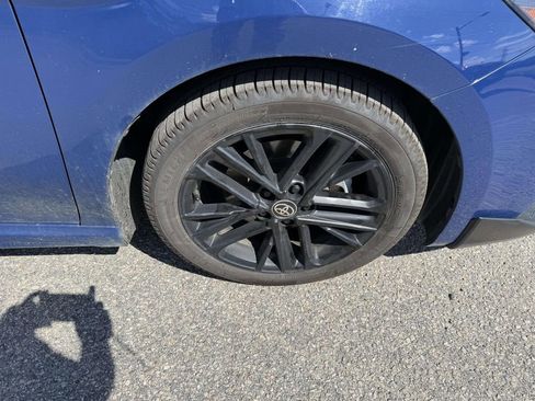 Used 2025 Toyota Camry SE w/ Convenience Package FWD image 8