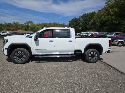 New 2026 GMC Sierra 2500 Denali w/ Denali Reserve Package image 2