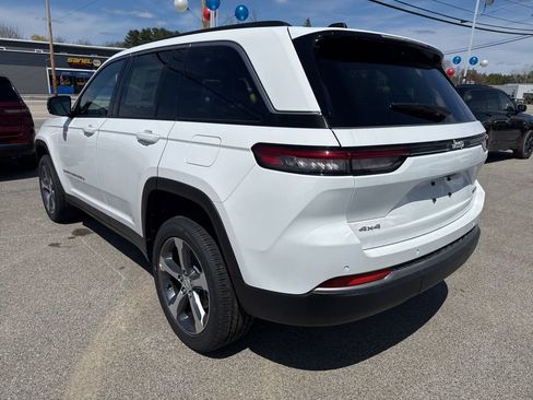 New 2026 Jeep Grand Cherokee Limited AWD/4WD image 3