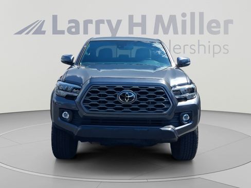 Used 2023 Toyota Tacoma TRD Off-Road w/ Technology Package AWD/4WD image 8