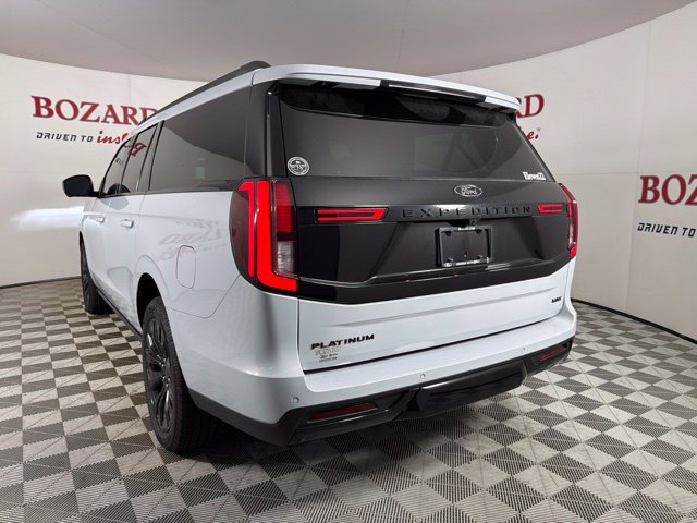 Used 2025 Ford Expedition Max Platinum w/ Stealth Appearance Package AWD/4WD image 8