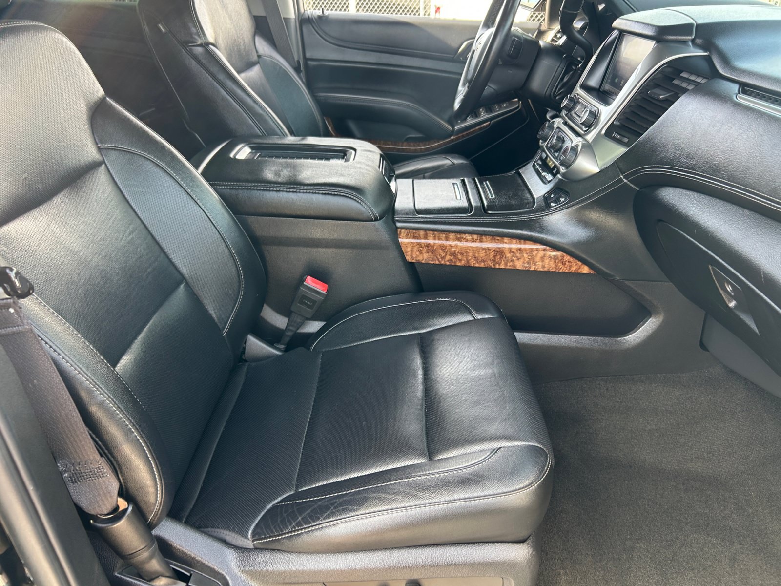 Used 2015 Chevrolet Tahoe LTZ RWD image 18