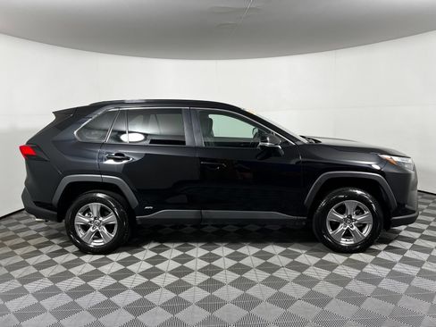 Certified 2025 Toyota RAV4 XLE AWD/4WD image 4
