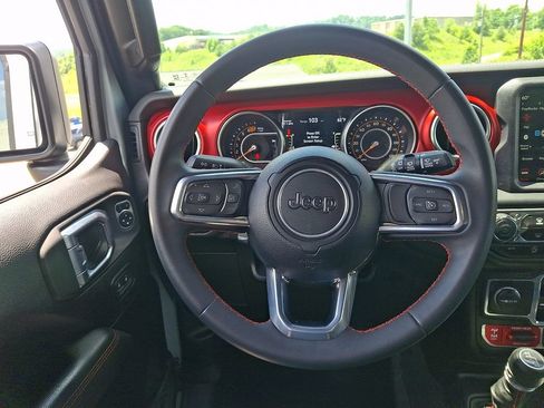 Used 2023 Jeep Wrangler Unlimited Rubicon w/ Xtreme 35 Tire Package AWD/4WD image 19