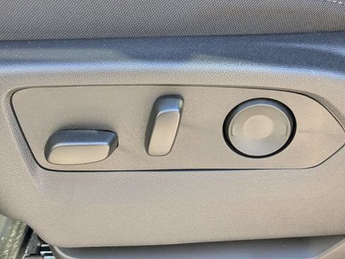 New 2025 Chevrolet Silverado 1500 Custom AWD/4WD image 20