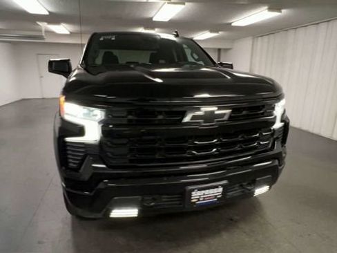 Certified 2024 Chevrolet Silverado 1500 RST w/ Z71 Off-Road Package AWD/4WD image 3