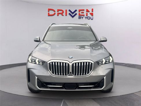 Used 2026 BMW X5 sDrive40i w/ Premium Package RWD image 9