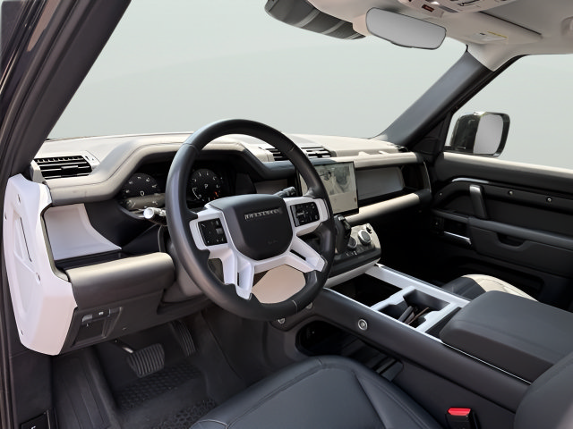 Certified 2025 Land Rover Defender 110 S AWD/4WD image 20