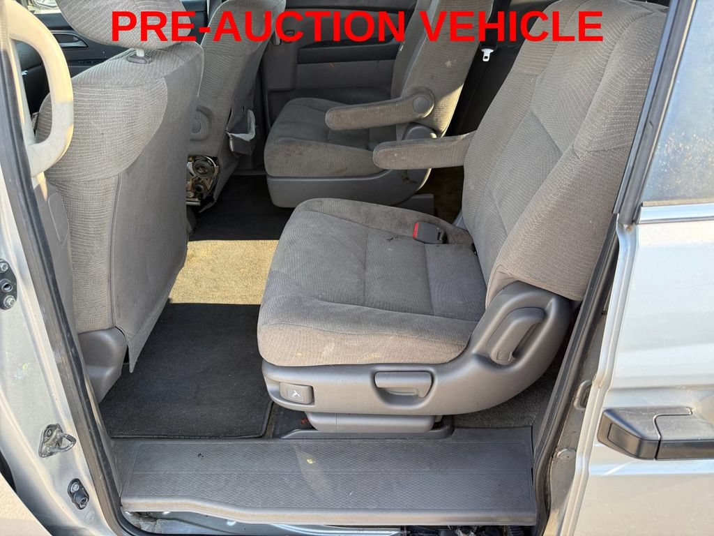 Used 2011 Honda Odyssey LX image 11