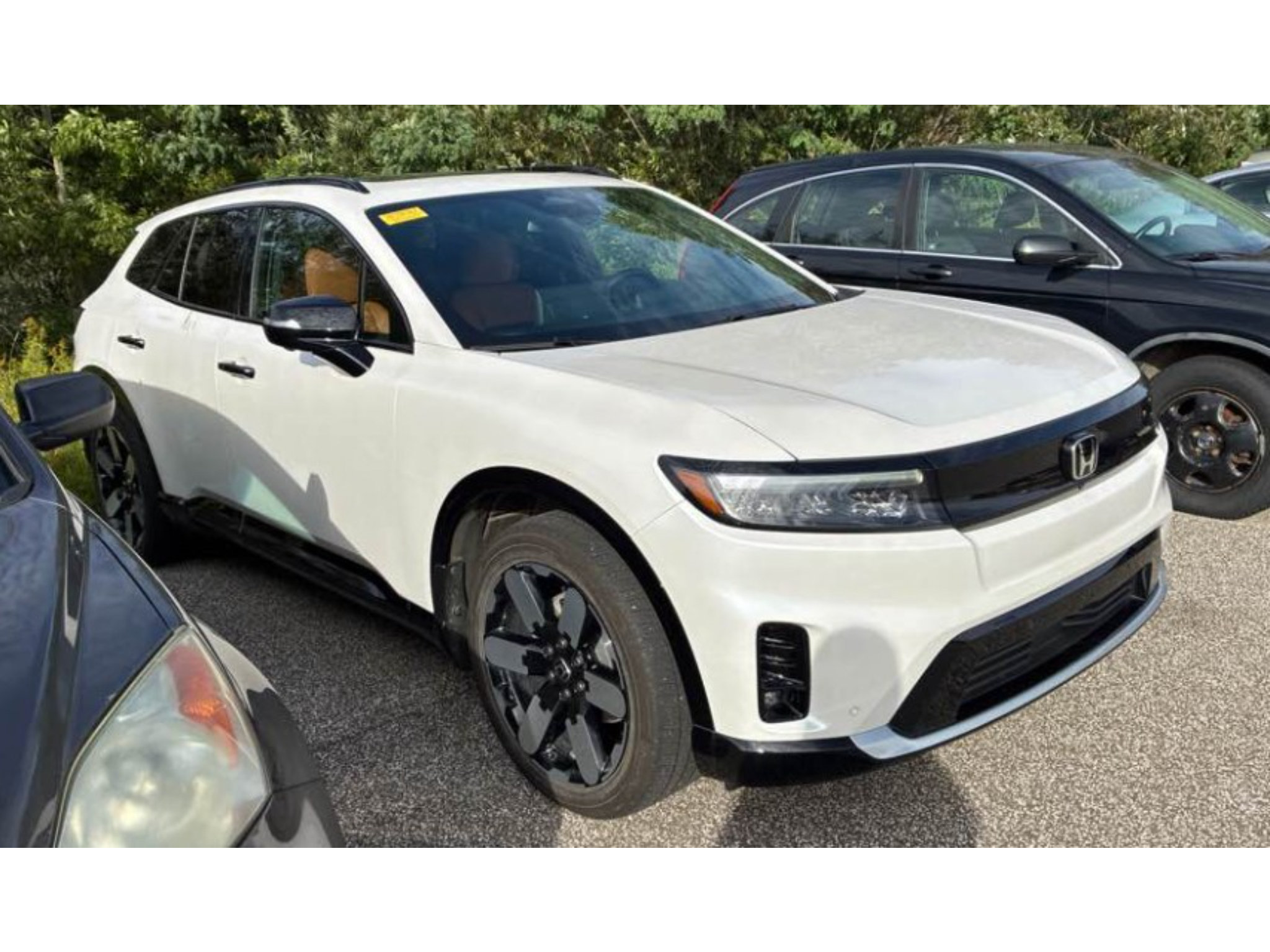 Used 2024 Honda Prologue Elite image 2