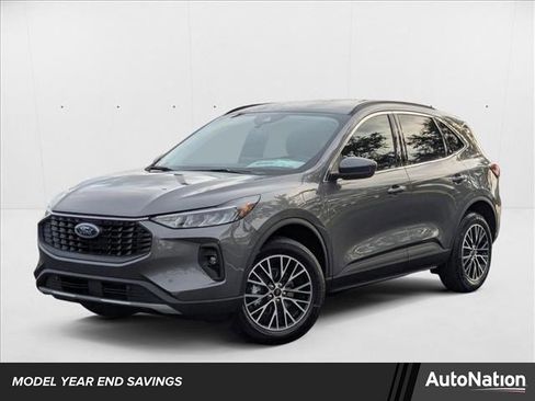 New 2025 Ford Escape SE image 1